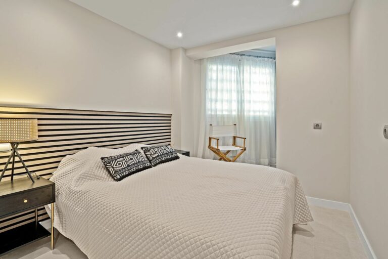 fdc404932b17f9e18d4d2988e5197d5e - 16