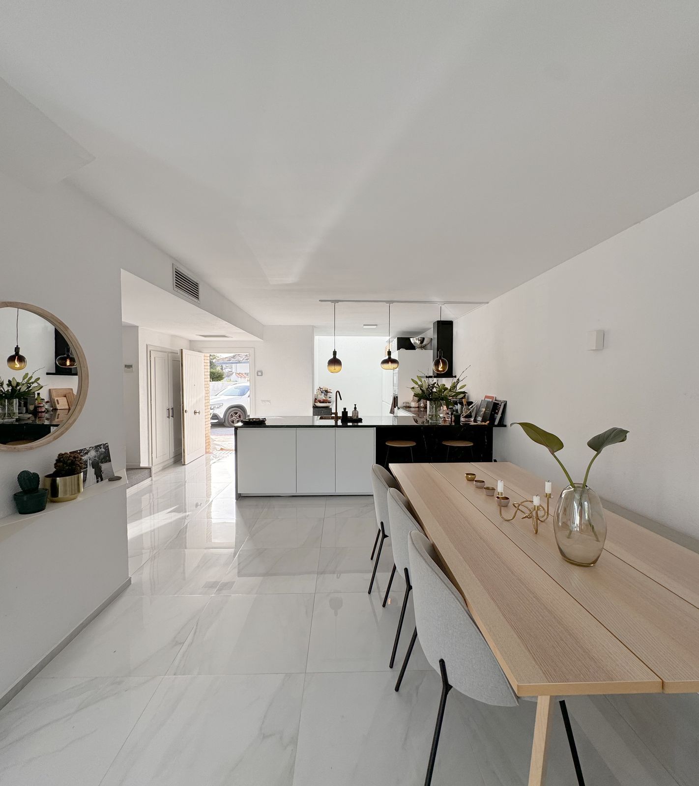 fed3b22bb8a0f2ab0bc08d3eef18902c - 1