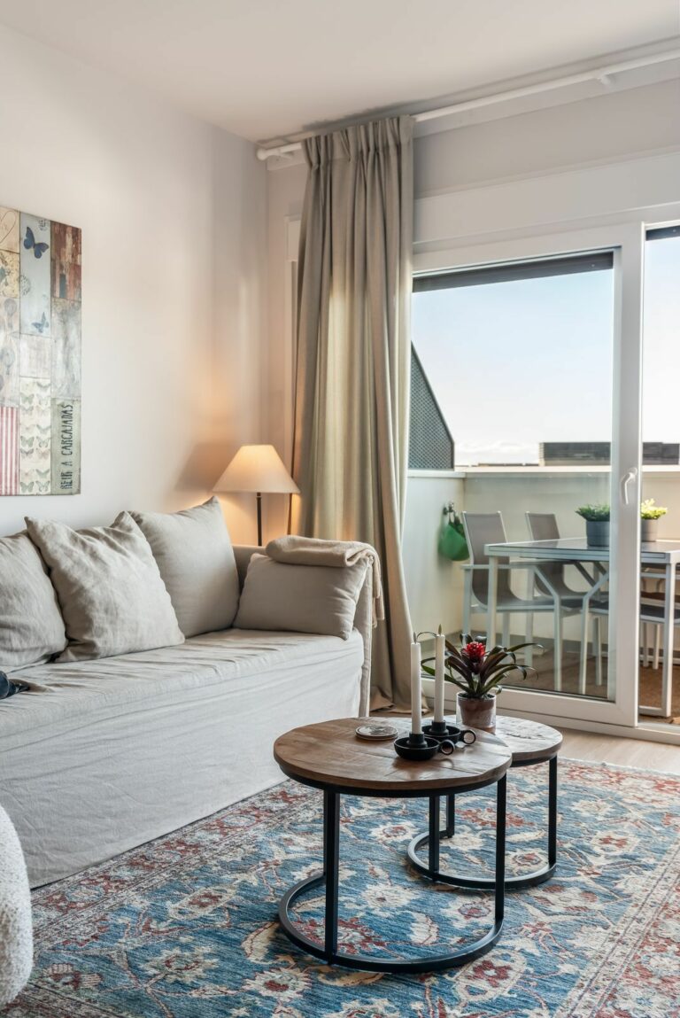 ffe6ed55d335f1c3f65beaef9f417caa - 11