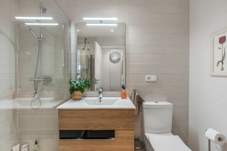 ffe6ed55d335f1c3f65beaef9f417caa - 16