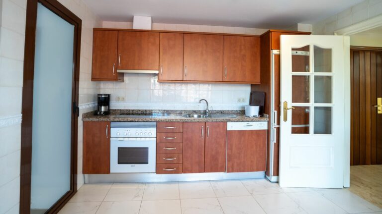 02329a0585759e59dc719d92844a6fd8 - 4