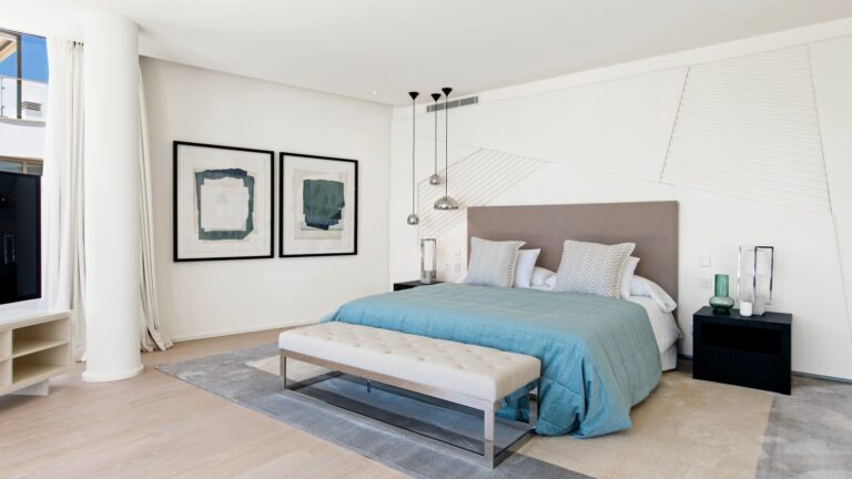 03e3d68932df814bea03782a43bd5826 - 16