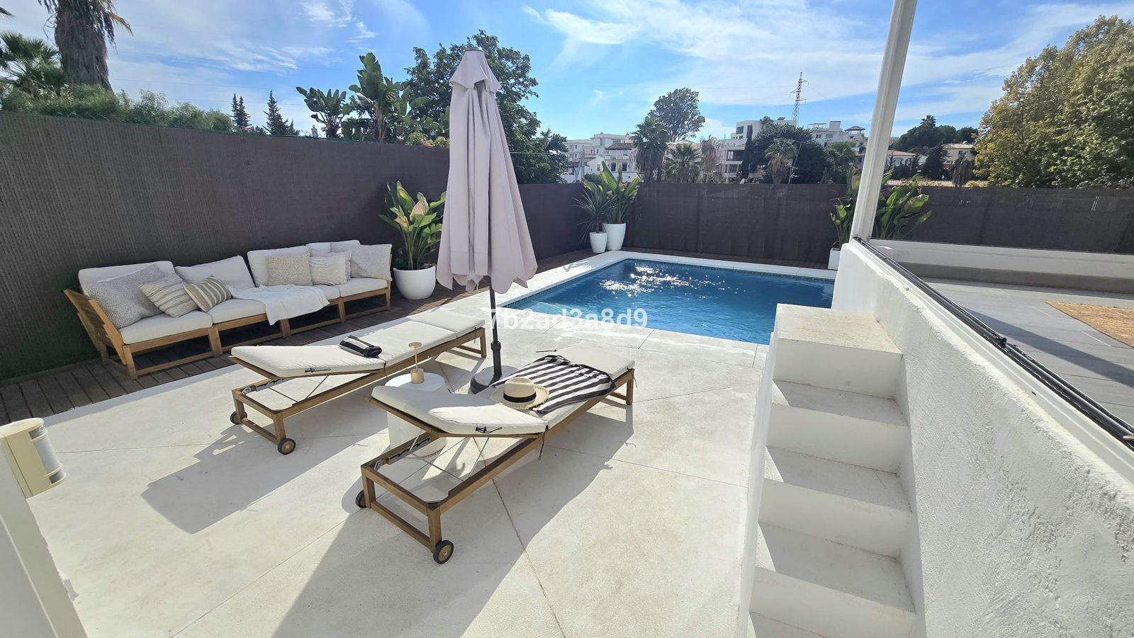 03f1f2a5546df98c2b4338b87fda76e4 - 8