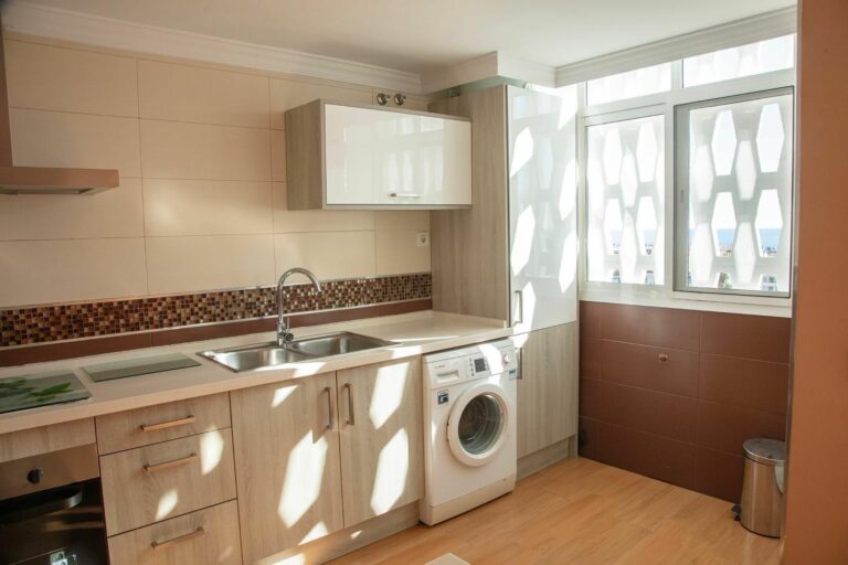 057314d3f861629209abb7388f55cb0a - 5