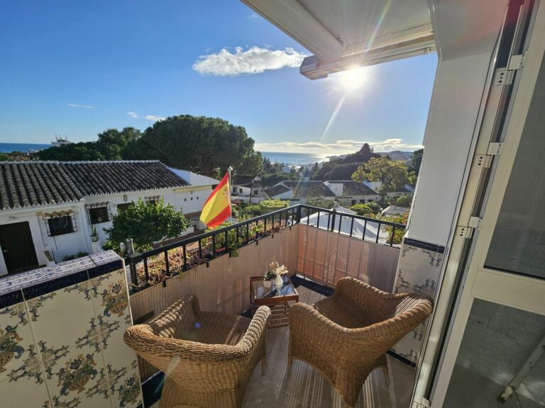 0589c5b718f32a37a40d85c4fd2560b1 - 2