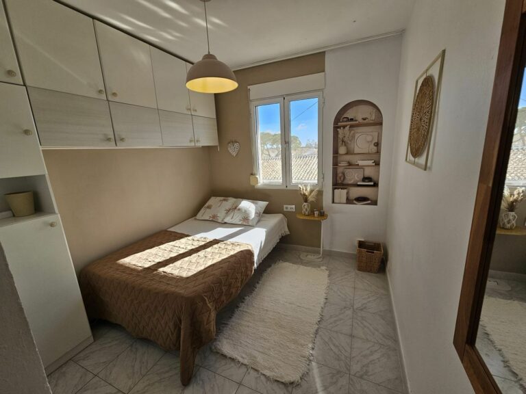 0589c5b718f32a37a40d85c4fd2560b1 - 7