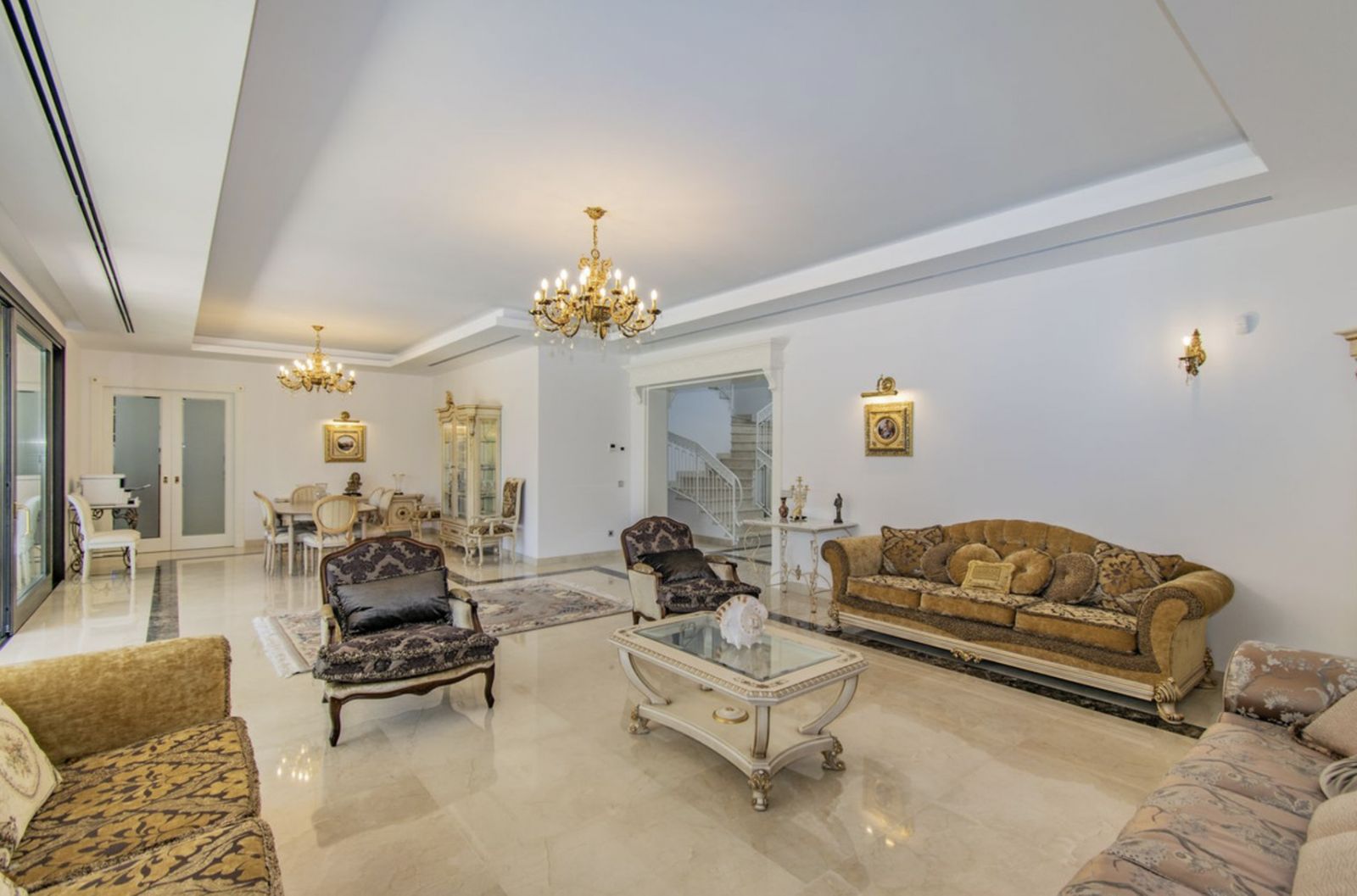 06a9dd8ad80d5a382e3ded05b275b349 - 3