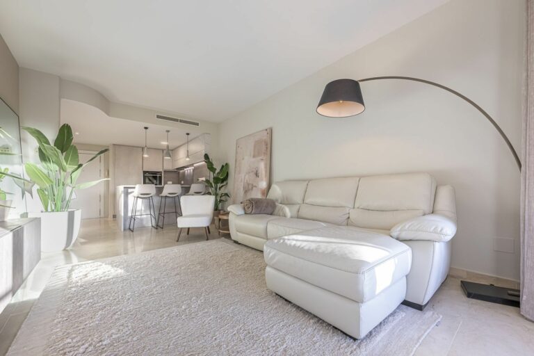 06fa9ed9eff0b76cd27a446c9e1d7ad1 - 2