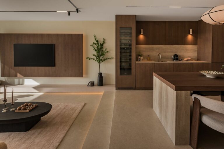 0706dfe59f77f3733e5017aa0d1b438f - 1