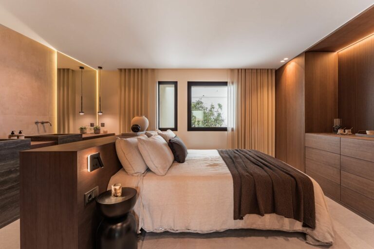 0706dfe59f77f3733e5017aa0d1b438f - 14