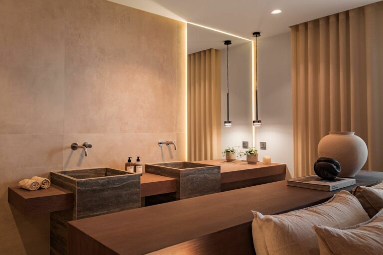 0706dfe59f77f3733e5017aa0d1b438f - 15