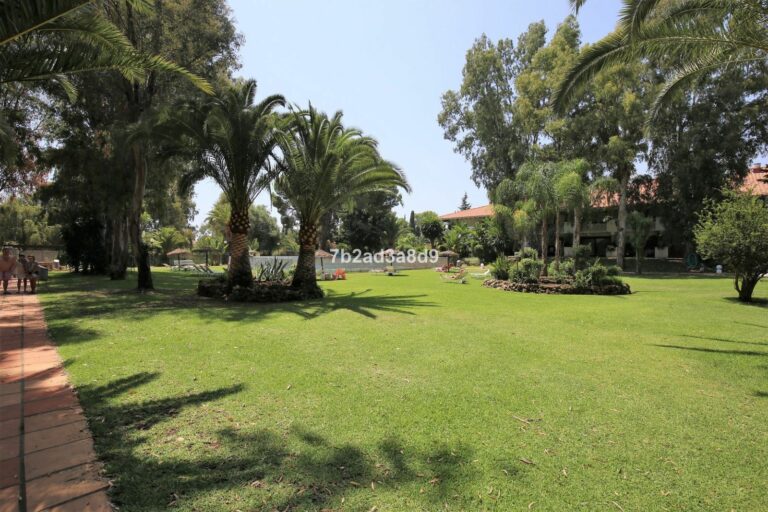 07f01c2c8f9d587911c8ed8b8da67e03 - 15