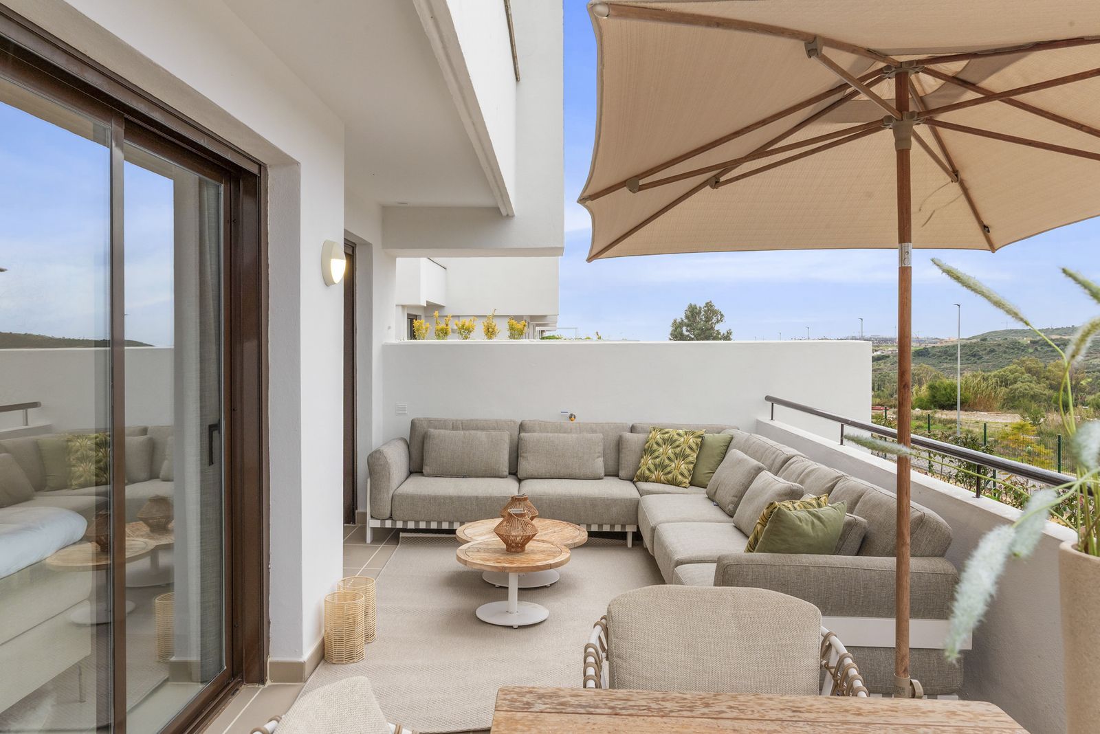 085af3d542fb42df32f6abf083cdc664 - 12