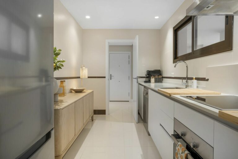 085af3d542fb42df32f6abf083cdc664 - 14