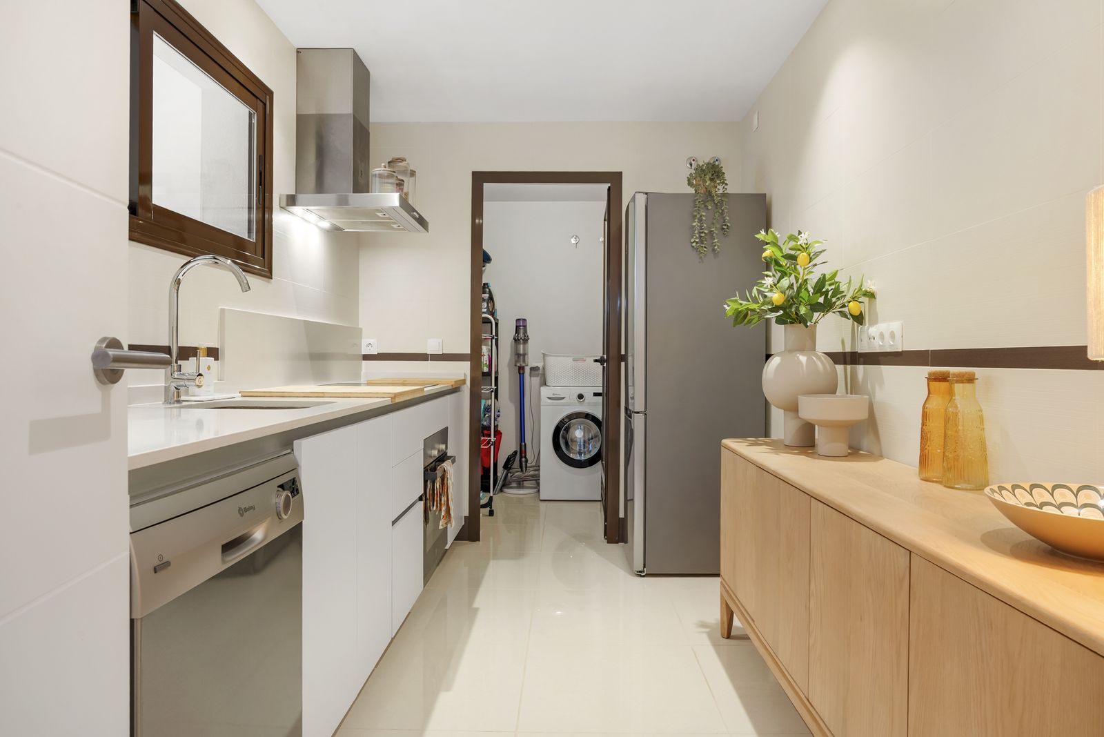 085af3d542fb42df32f6abf083cdc664 - 15