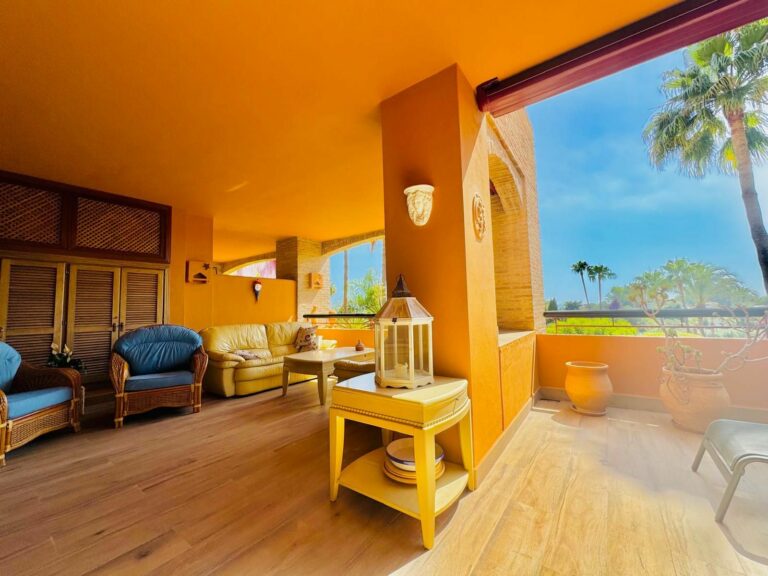 08c749e8c6bbe6c3fd385241fc55101b - 3