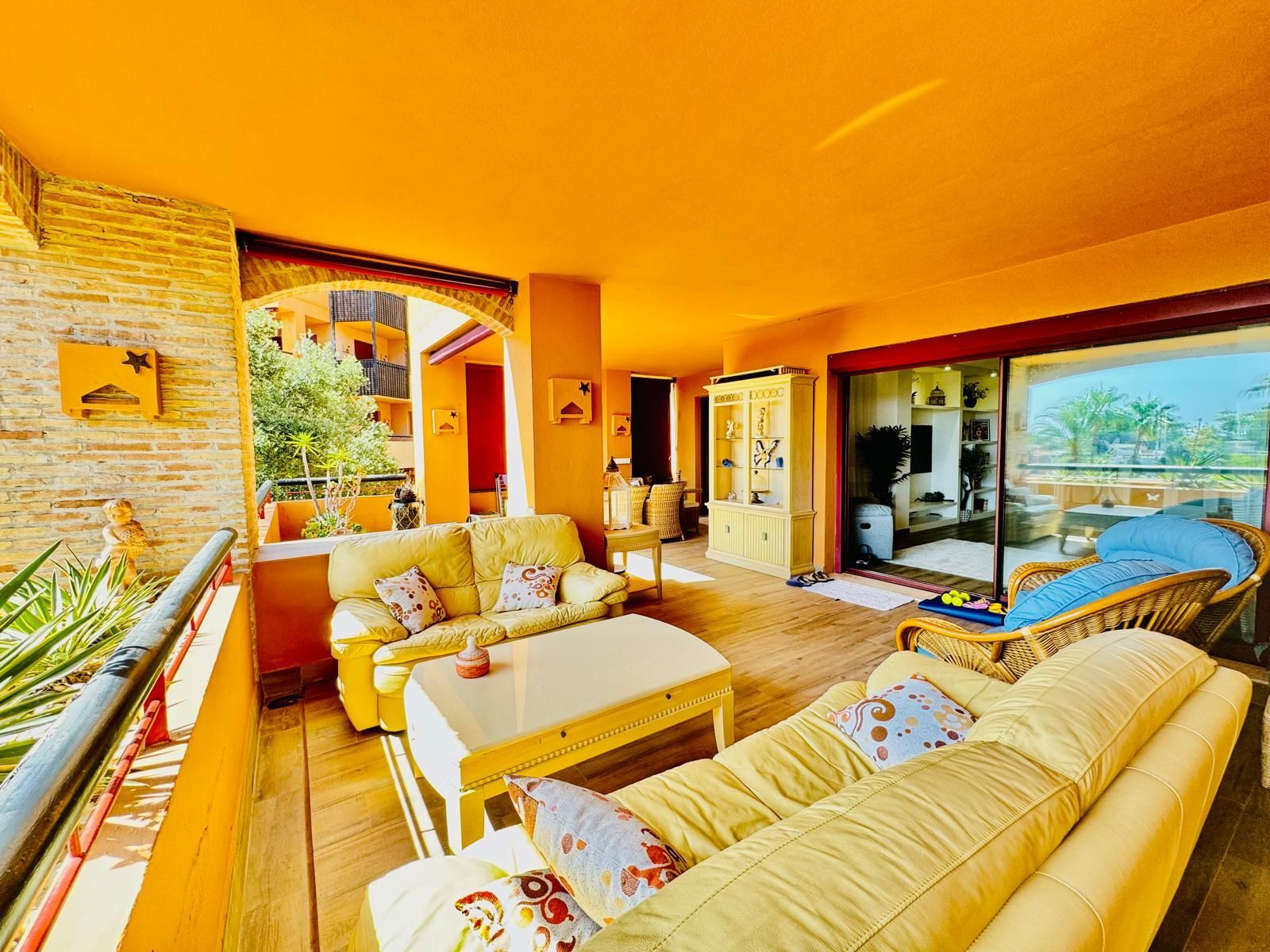 08c749e8c6bbe6c3fd385241fc55101b - 4