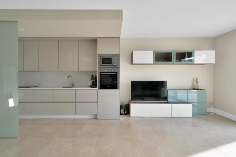 0916edd171cd00b00f3aaf73f72ccc17 - 10