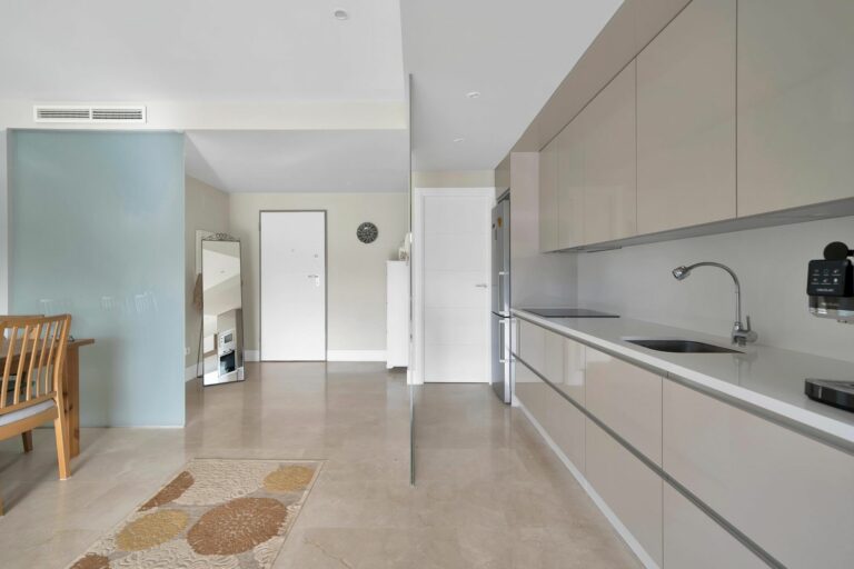 0916edd171cd00b00f3aaf73f72ccc17 - 8