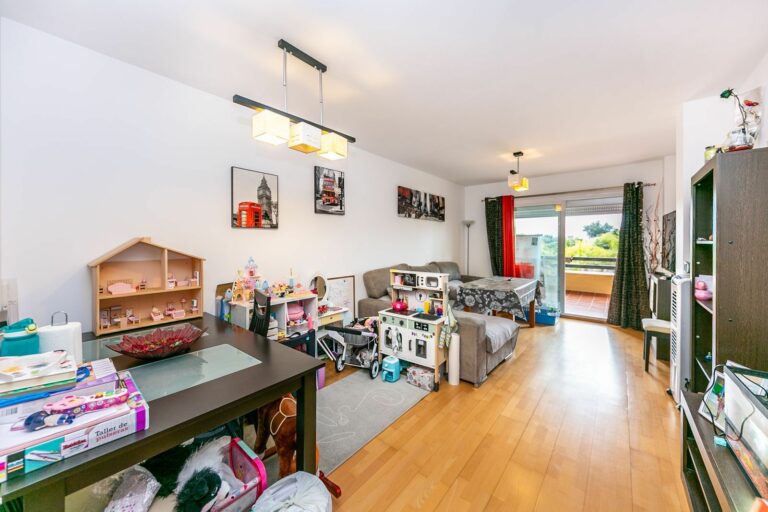 095999f4c7cc6cdc98e18c800d39e043 - 7