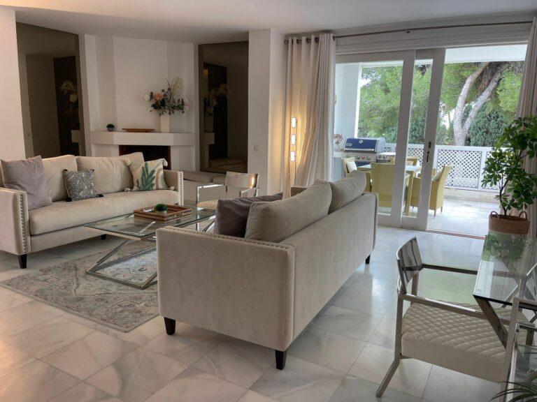 09a9f2f4eaf2c224877730eedc077964 - 1