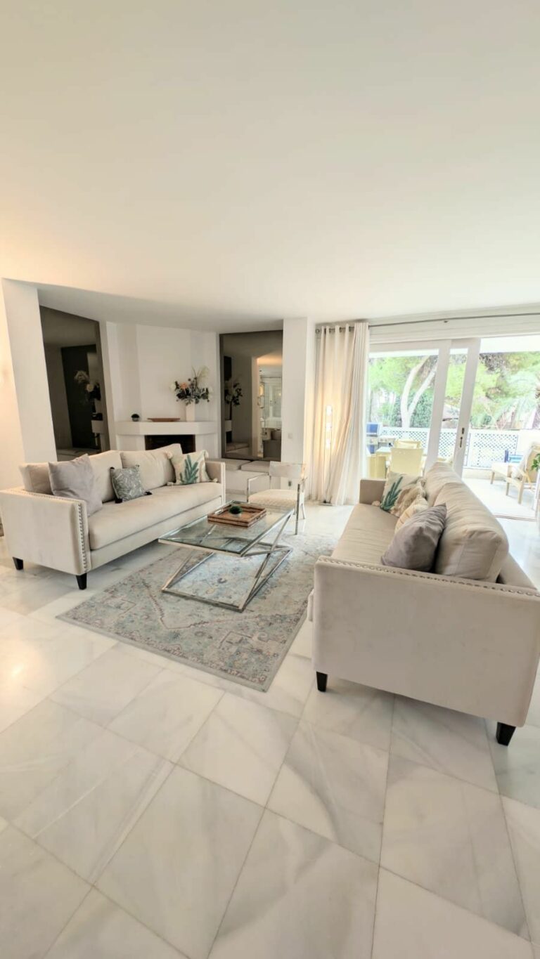 09a9f2f4eaf2c224877730eedc077964 - 13