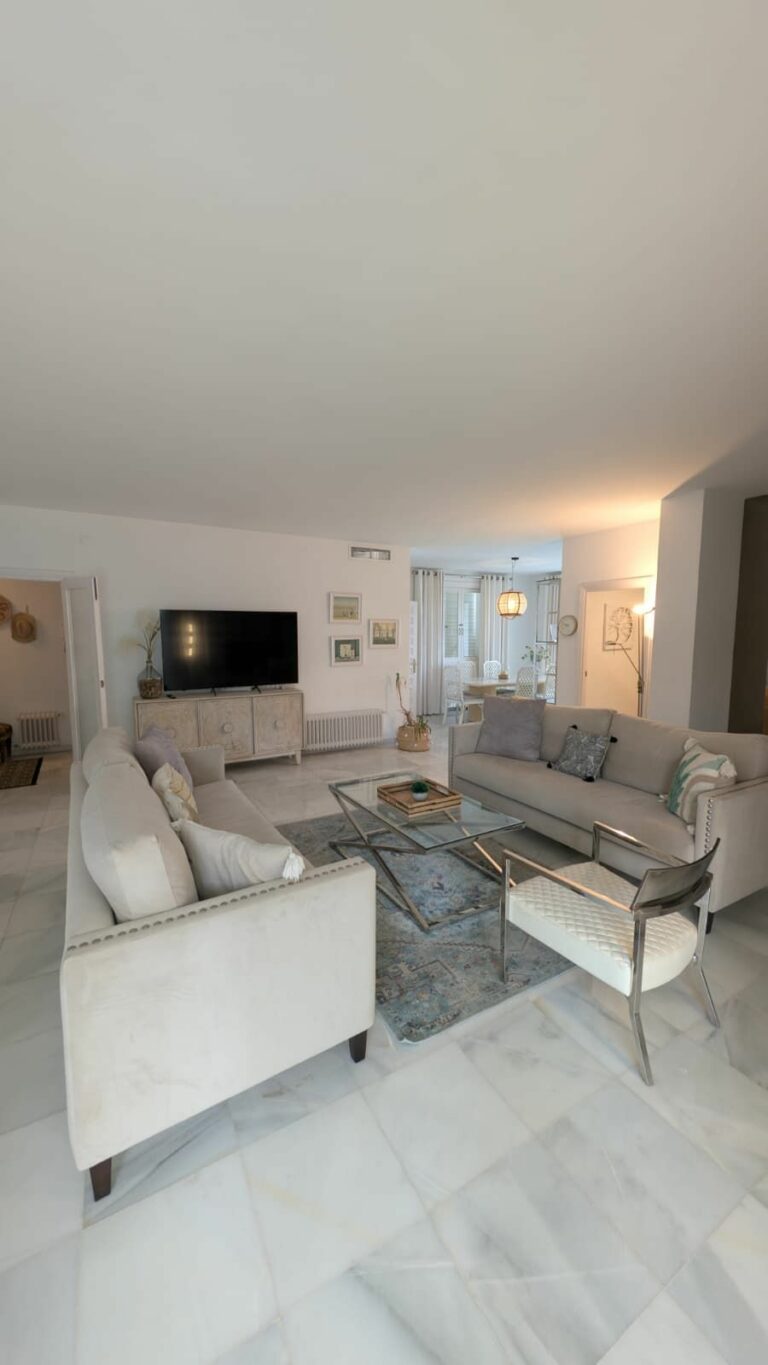 09a9f2f4eaf2c224877730eedc077964 - 14