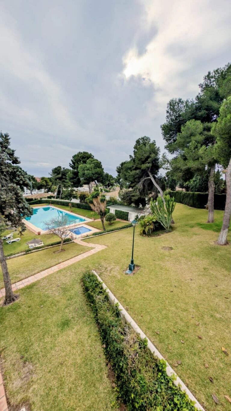 09a9f2f4eaf2c224877730eedc077964 - 15