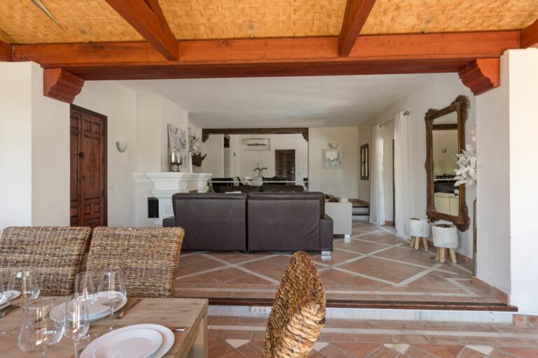 0c95f256ba08643ddd49c1a7ae1cd0a0 - 10