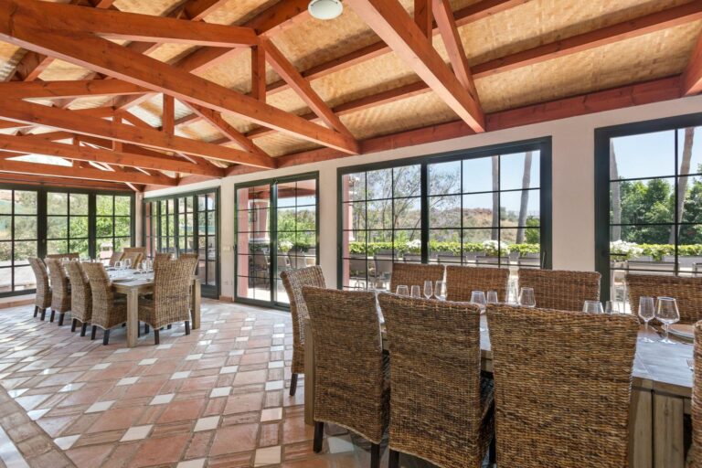 0c95f256ba08643ddd49c1a7ae1cd0a0 - 14