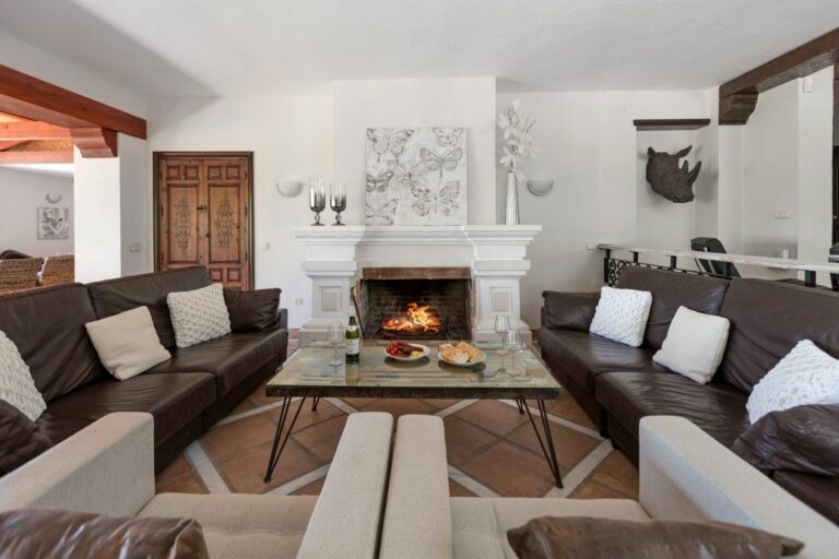 0c95f256ba08643ddd49c1a7ae1cd0a0 - 9