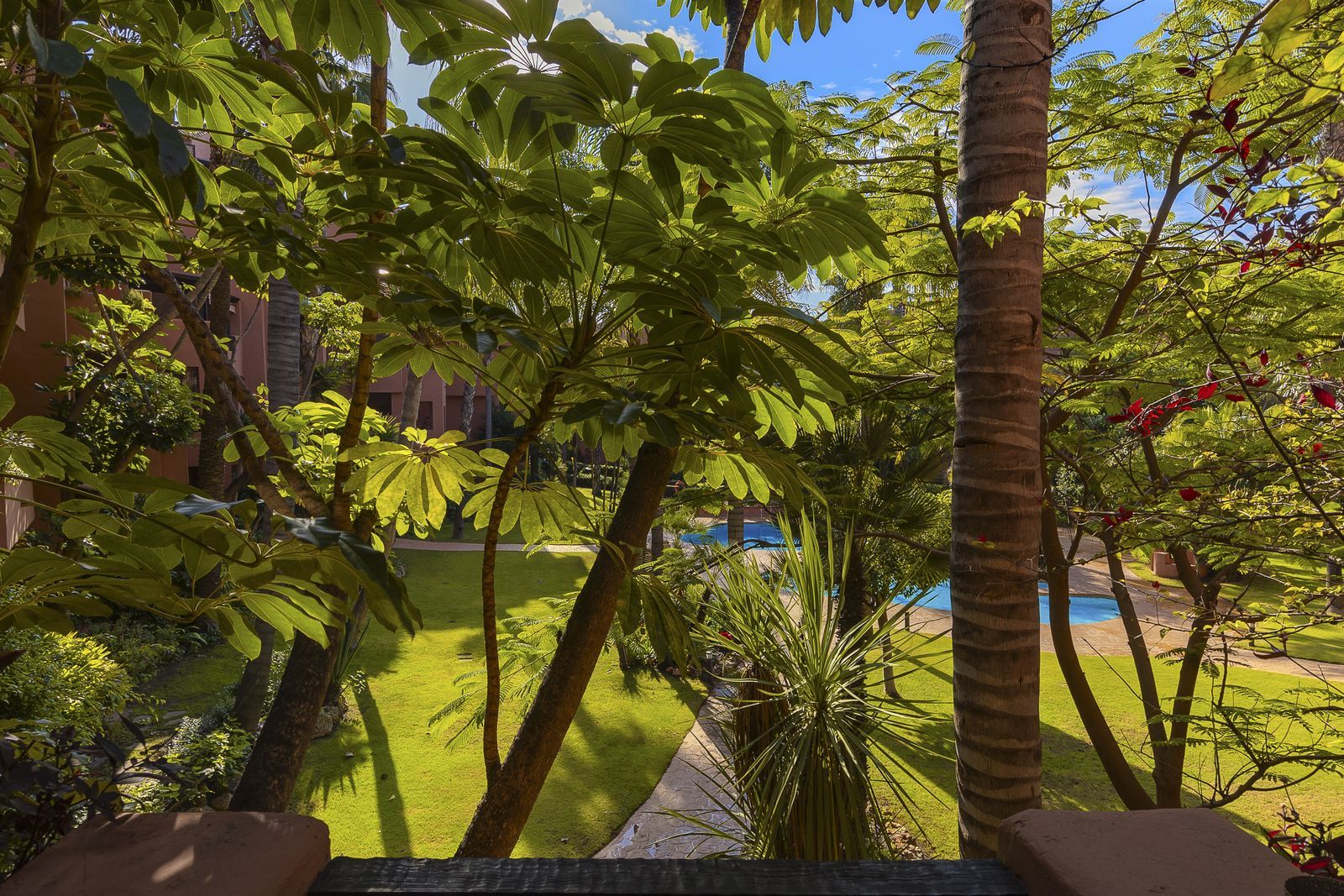 0ca553b58d6135921255a328e6ba534b - 11