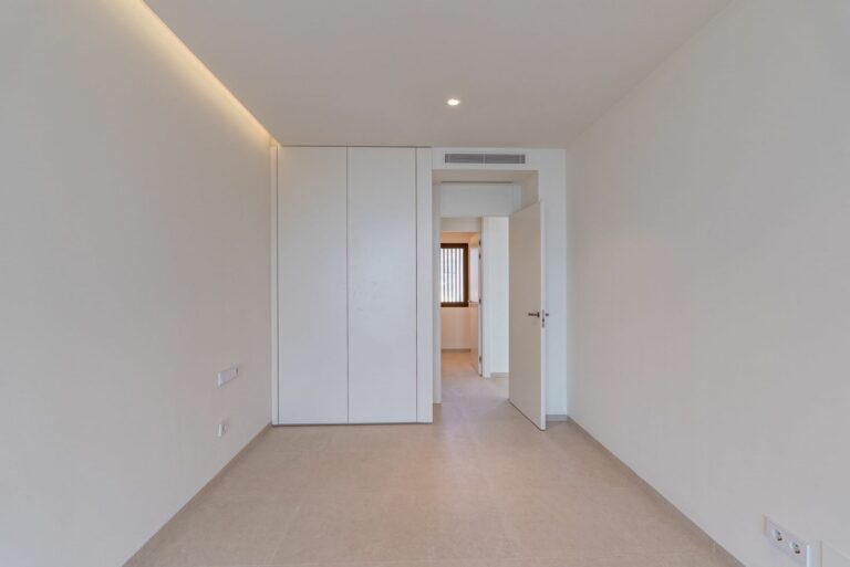 0d0a26fdb1a38d3ee5a46c88fe430375 - 14