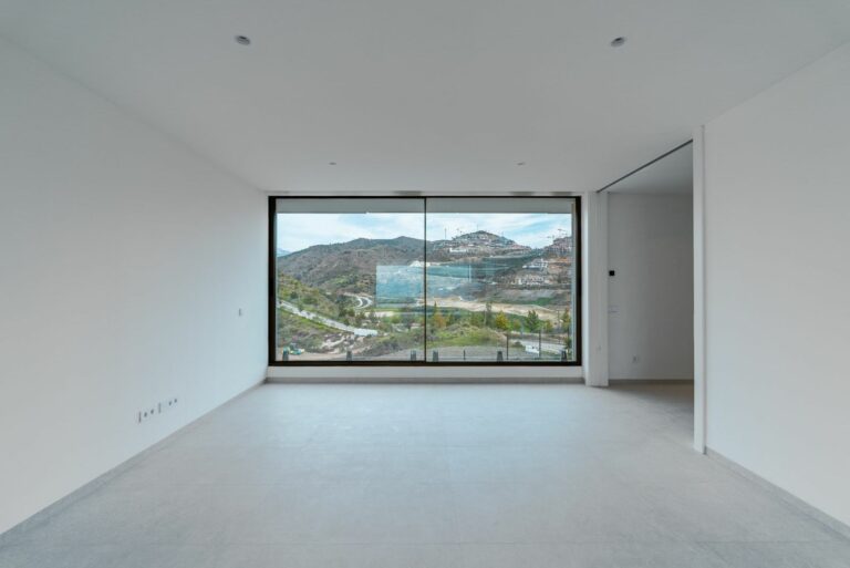 0d0a26fdb1a38d3ee5a46c88fe430375 - 4