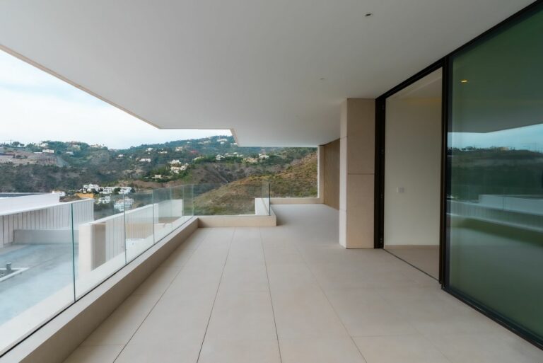 0d0a26fdb1a38d3ee5a46c88fe430375 - 6