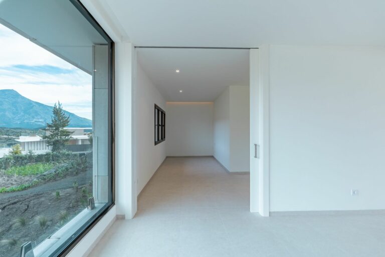 0d0a26fdb1a38d3ee5a46c88fe430375 - 9