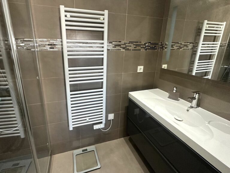 0d48ead3a18ea70fe0e6616f5cbe5dfb - 11