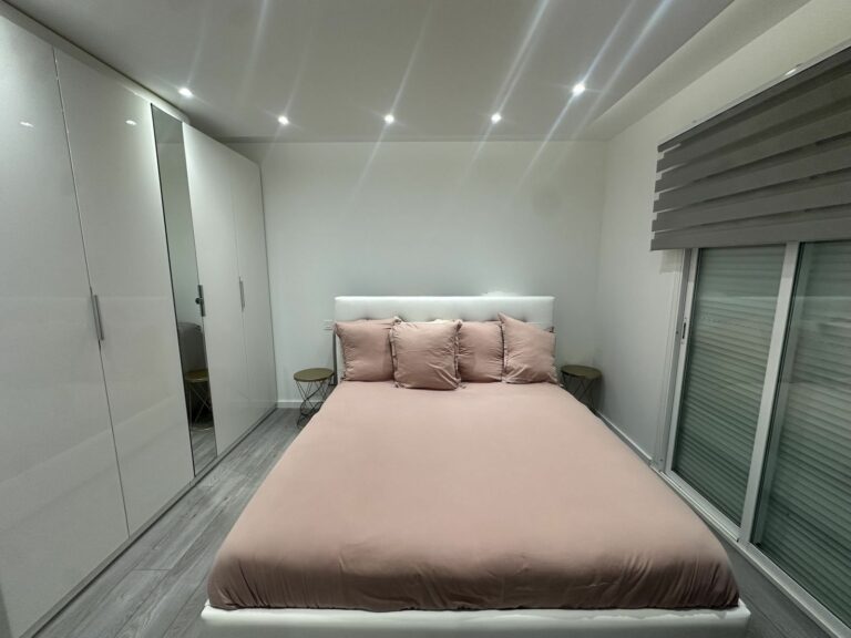 0d48ead3a18ea70fe0e6616f5cbe5dfb - 12