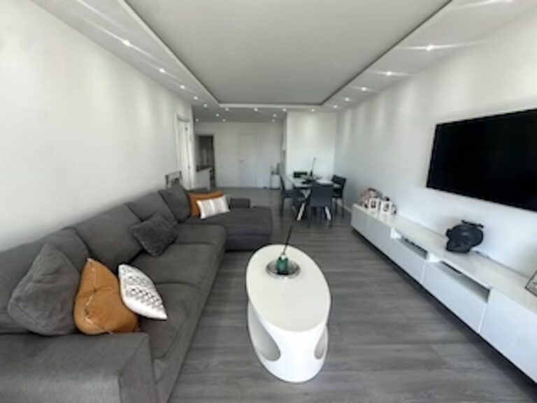 0d48ead3a18ea70fe0e6616f5cbe5dfb - 6