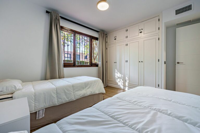 0dc5f50f7825dfd77fffd1d57abc0725 - 13