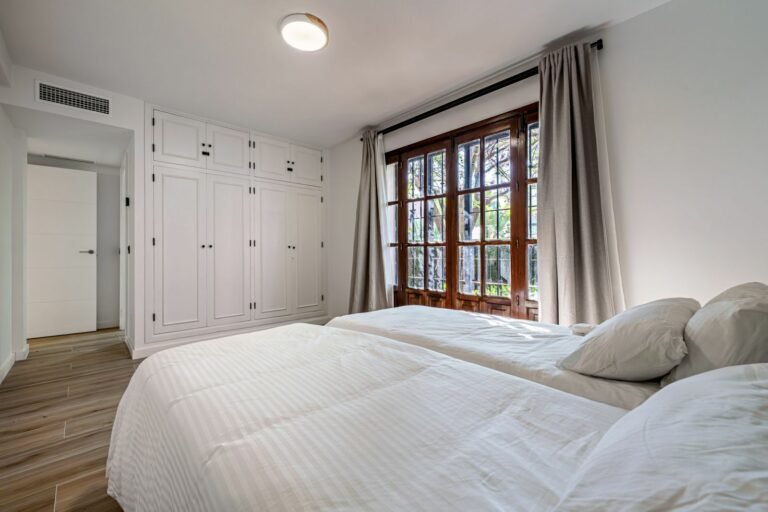 0dc5f50f7825dfd77fffd1d57abc0725 - 9