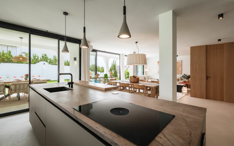 0deb0c6e8a722b9185f7713011acbb3b - 11