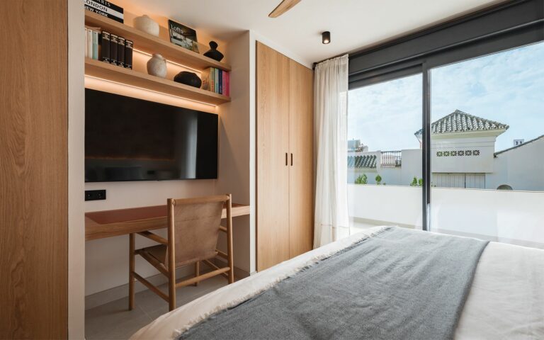 0deb0c6e8a722b9185f7713011acbb3b - 13