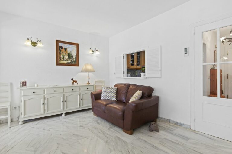 0e40e35986ba31a7ac6a32f04f0d16fc - 5