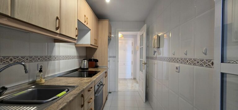 0ebf214550a523fe6d88ee2ef9aa31cf - 13