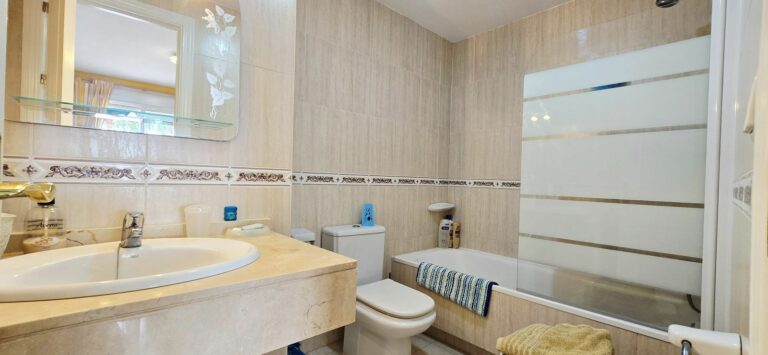 0ebf214550a523fe6d88ee2ef9aa31cf - 16