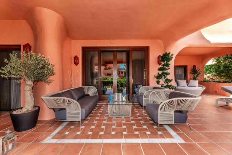 0f2f89f4bd8ad2aac6642226b4f71650 - 15