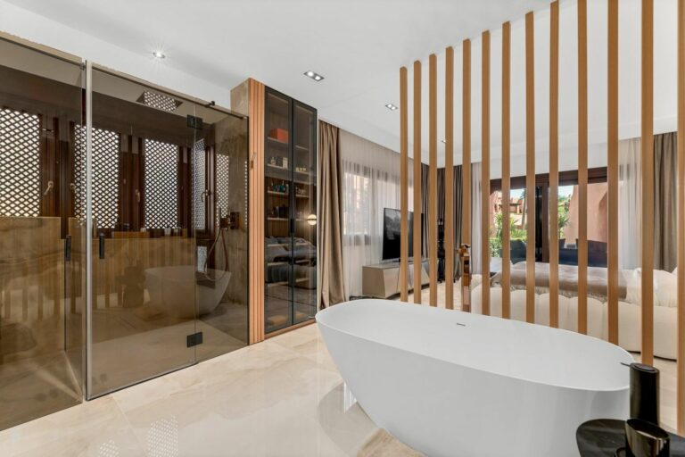 0f2f89f4bd8ad2aac6642226b4f71650 - 4