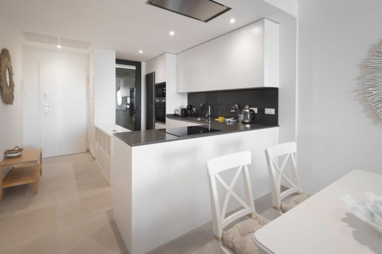 0fed2f91944458c390e7f7e5169020d5 - 1