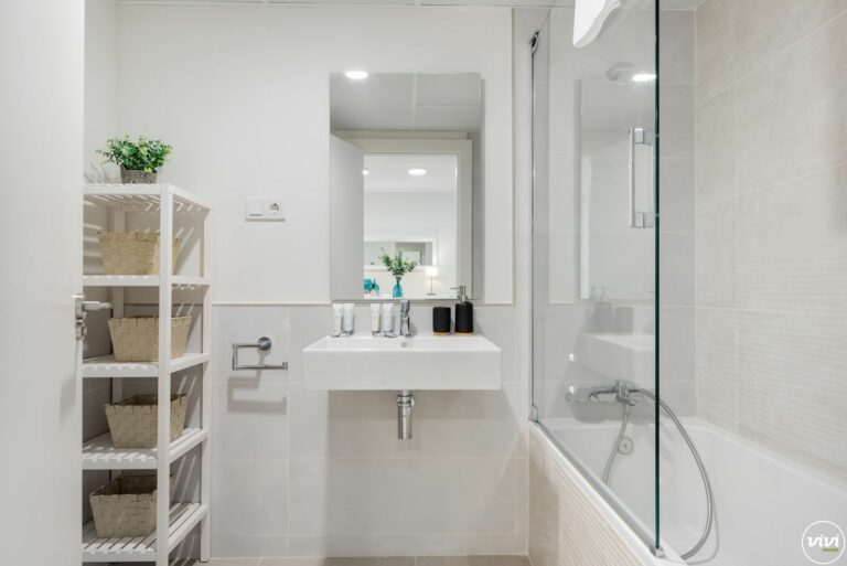 0fed2f91944458c390e7f7e5169020d5 - 12